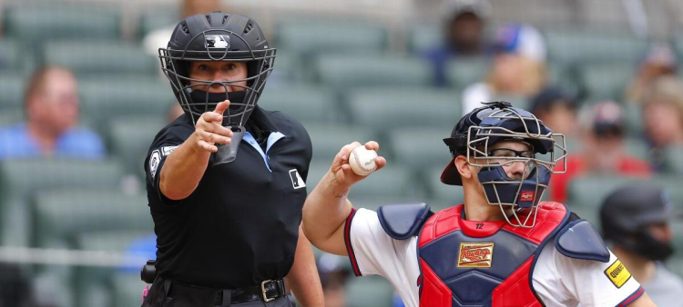 Jen Pawol: Un hito en la historia de la MLB