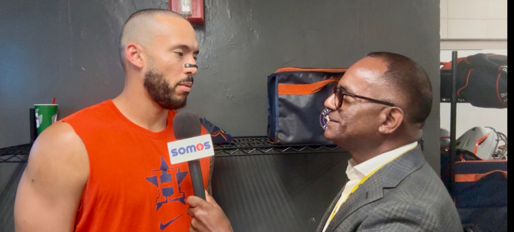 Emocionante retorno de Carlos Correa a Houston
