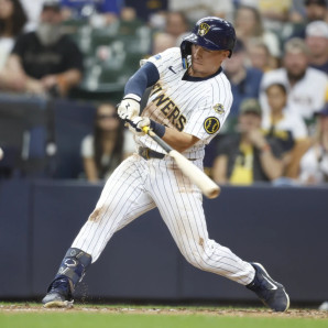 Collins conecta jonrón ante Díaz en la novena y los Brewers barren a los Mets