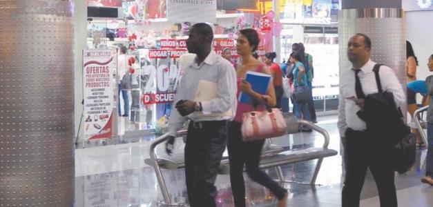 Locales Comerciales en el Metro: 66 Ocupados Generan Ingresos Mensuales Superiores a los RD$3 Millones