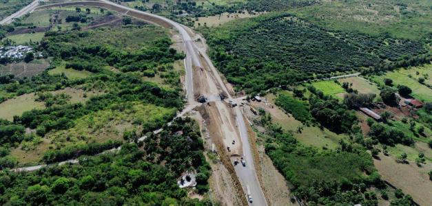 Apertura oficial de la Circunvalación de Baní al tráfico del Sur