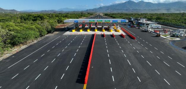Apertura oficial de la Circunvalación de Baní al tráfico del Sur.