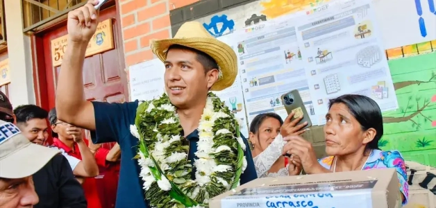 Ataque a candidato presidencial Andrónico Rodríguez por seguidores de Evo Morales en Bolivia