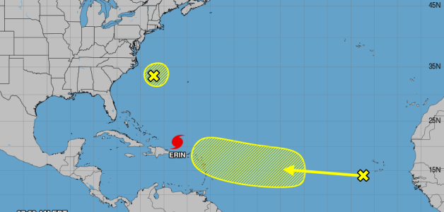 Huracán Erin a 290 km de Punta Cana: lluvias intensas y oleaje en República Dominicana