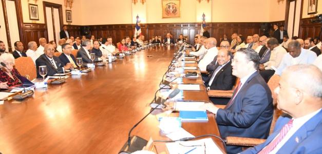 Reorganización en el gabinete del presidente Abinader