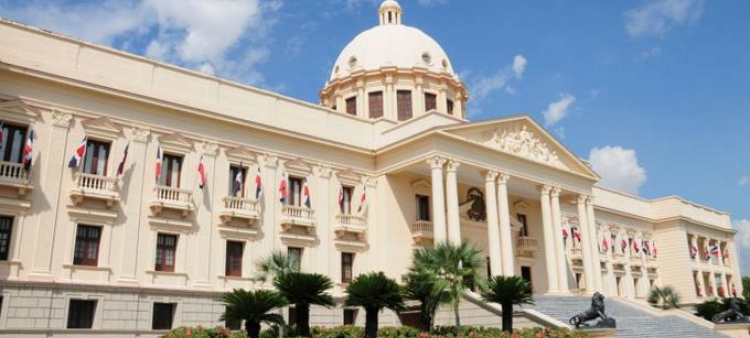 Funcionarios acogen decreto del presidente Abinader con gratitud y despedida
