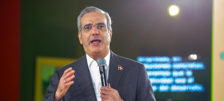 Abinader prosigue disputas con Danilo y Leonel luego de críticas a su Administración