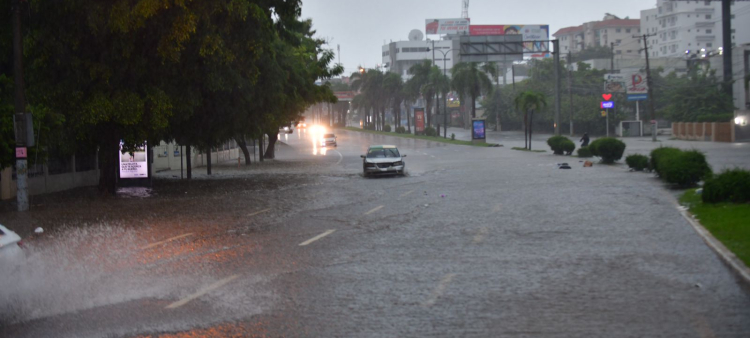 Efectos continuos del huracán Erin: lluvias persistentes en República Dominicana