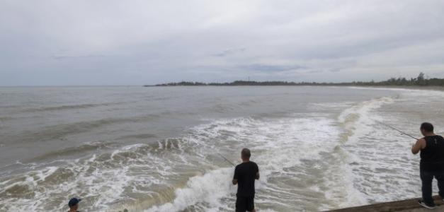 Alerta verde en ocho provincias por efectos de huracán Erin: COE