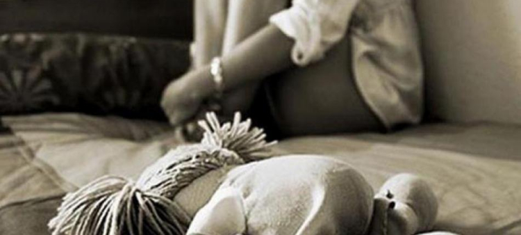 Adolescente de 13 años hospitalizada tras ser abusada por cinco hombres en SFM