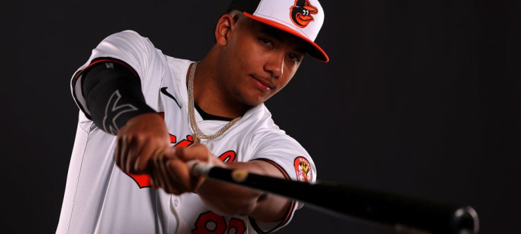 Samuel Basallo firma contrato de 8 años por 67 millones con Baltimore