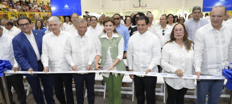 Inauguración del Polideportivo en PUCMM de Santiago patrocinado por Banreservas