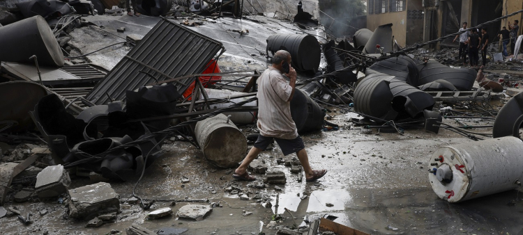 Se eleva a seis muertos y 86 heridos por los ataques de Israel en Yemen