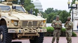 La Guardia Nacional de EE. UU. inicia el porte de armas en Washington