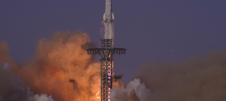 SpaceX pospone por mal tiempo décimo lanzamiento de prueba de Starship.