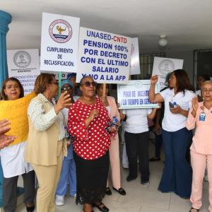 Paro de enfermeras en busca de reivindicaciones