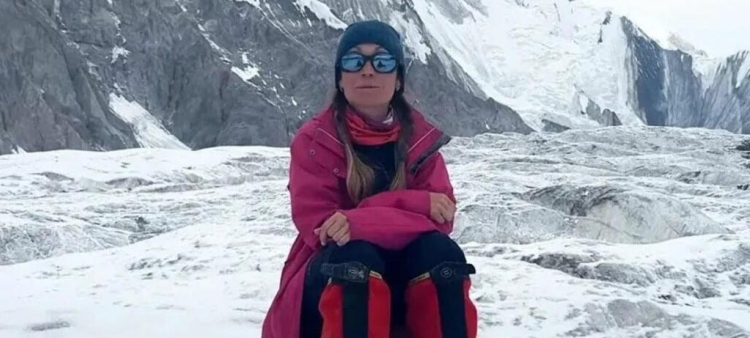 La situación de la alpinista rusa Natalia Nagovitsyna atrapada en el Pico Pobeda.