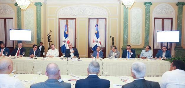 Abinader anuncia licitación para la construcción del monorriel en Santo Domingo