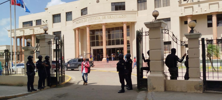 Indignación en Villa González por denuncia de violación múltiple a joven de 21 años