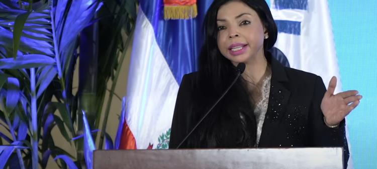 Yeni Berenice solicita la eliminación de video de violación grupal en Villa González de plataformas digitales