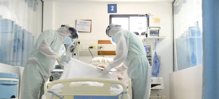Alerta sobre el sistema de salud pública en Estados Unidos: bajo ataque