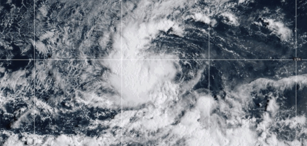 Tormenta tropical Kiko se desarrolla
