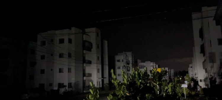 Denuncian apagones en el proyecto “Mi Vivienda Ciudad Modelo Norte”