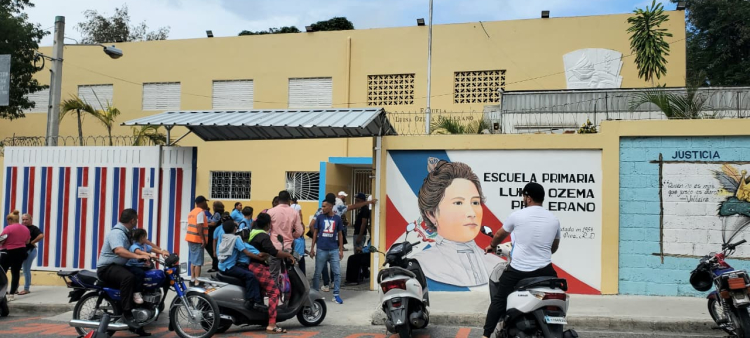 Estudiantes de Ocoa huyen durante sismo de 4.6 grados