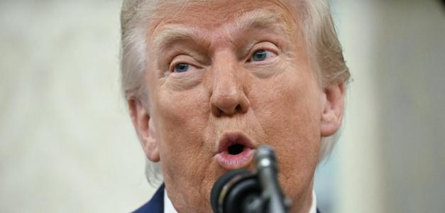 Donald Trump propone endurecer el examen de ciudadanía en EE. UU.