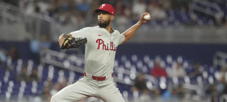 Cuatro jonrones de los Filis y brillante actuación de Sánchez en la victoria ante los Marlins
