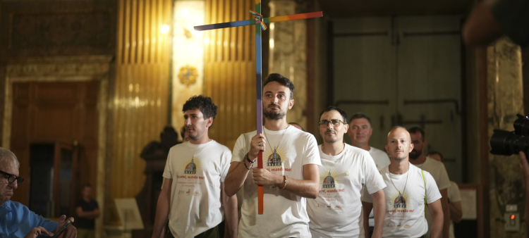 El Vaticano acoge el primer peregrinaje LGBT+ en el Jubileo