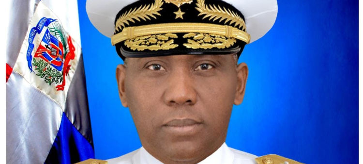 El Nuevo Comandante General de la Armada Dominicana: Juan Bienvenido Crisóstomo Martínez