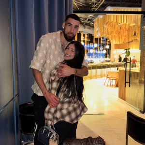 La esposa de Chris Duarte confirma su diagnóstico de cáncer de tiroides