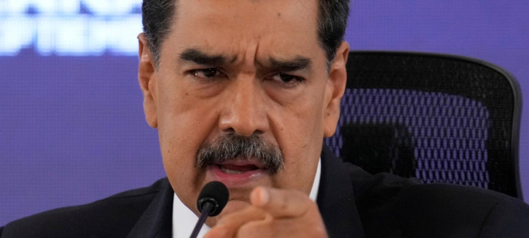 Maduro confirma despliegue de 25.000 militares en fronteras de Venezuela