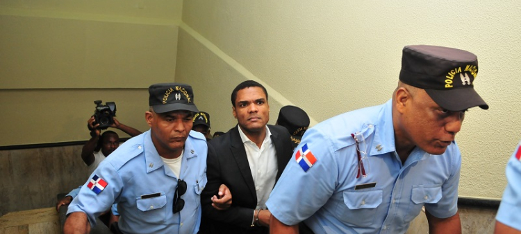 Permiso concedido a Donni Santana, condenado por violación, para enseñar Derecho