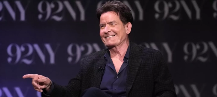 Charlie Sheen: 8 años sobrio y en celibato