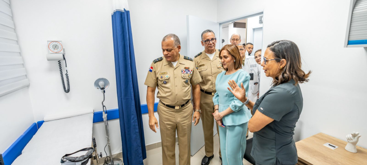 Inauguración de nuevas áreas de ginecología y obstetricia en hospital universitario docente de FF.AA.