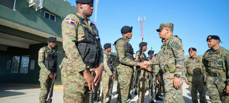 Seguridad fronteriza garantizada por el Ministro de Defensa ante inestabilidad en Haití