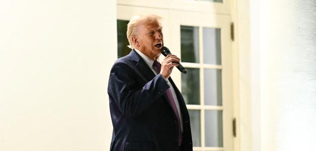 Trump afirma que Estados Unidos atacó una segunda lancha con tres presuntos narcotraficantes venezolanos