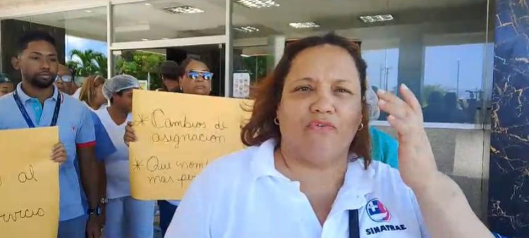 Protesta persistente: Enfermeras aguardan decisión del Gobierno