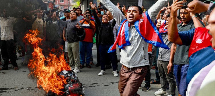 Desmienten fallecimiento de esposa de ex primer ministro nepalí en protestas
