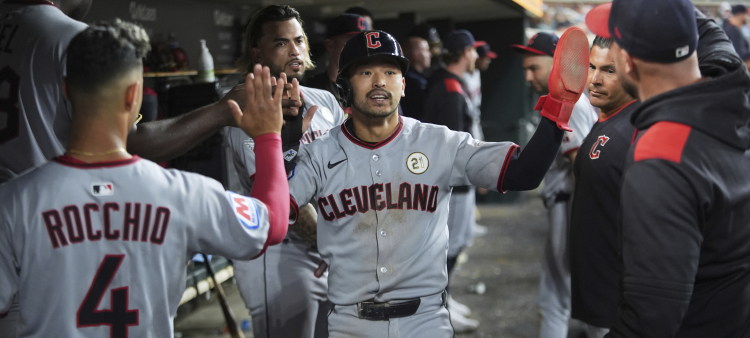 Guardianes derrotan a Tigres 7-5 con cuatro hits de extrabases en la décima
