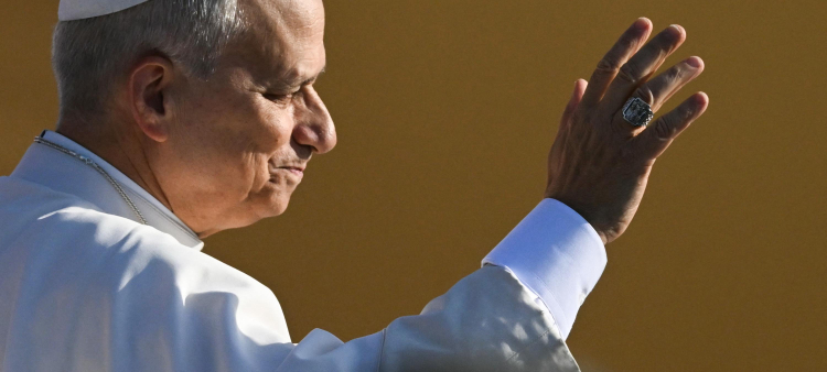 Sacerdote italiano expulsado por abuso sexual a cinco menores