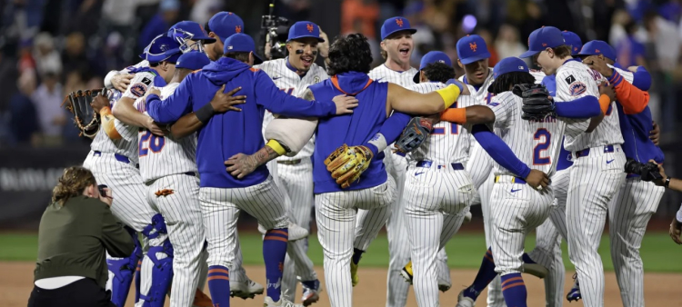 Cuatro jonrones impulsan a los Mets a una victoria de 8-3 sobre los Padres