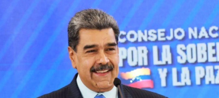 Despliegue de la Fuerza Armada por Maduro para enseñar manejo de armas