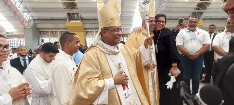 Celebración en la Arquidiócesis de Santiago: Ordenación de Andrés Amauri Rosario como nuevo obispo auxiliar