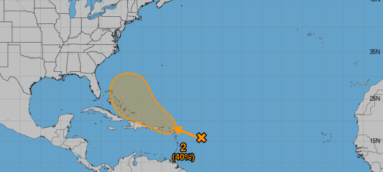 Aguaceros intensos previstos para el lunes; alerta por posible ciclón en onda tropical.