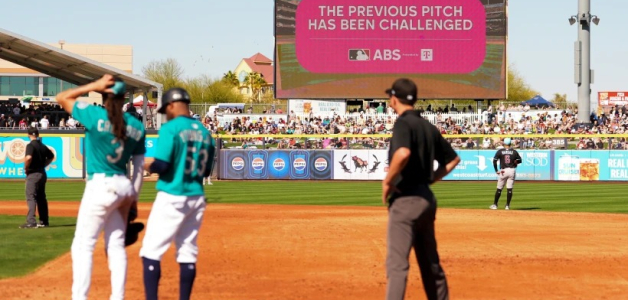 La MLB aprueba el uso de árbitros robots para las jugadas de bolas y strikes en 2026