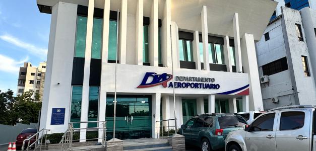 Reunión privada de la Comisión Aeroportuaria sobre apagón en AILA
