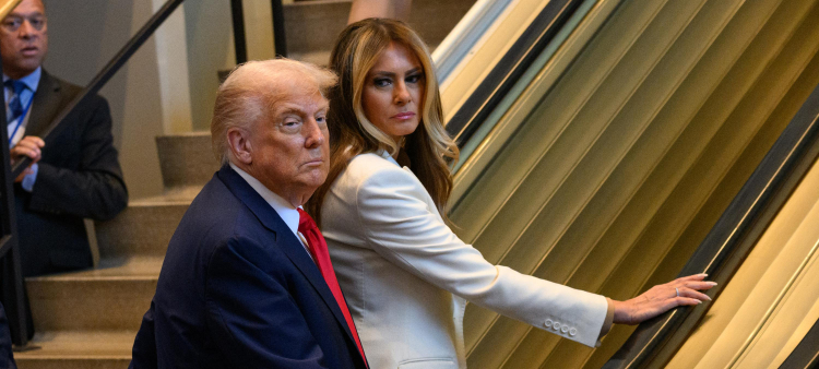 La ONU responsabiliza a un miembro del equipo de Trump por el incidente en la escalera mecánica